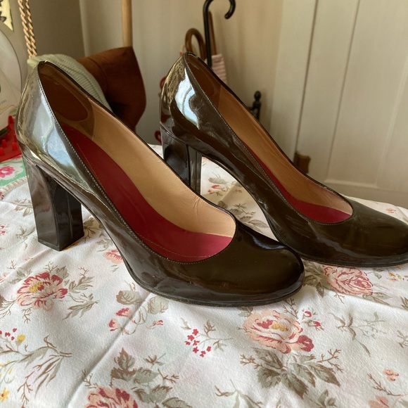 Kate Spade Patent Pumps Size 8.5 B - Picture 2 of 9